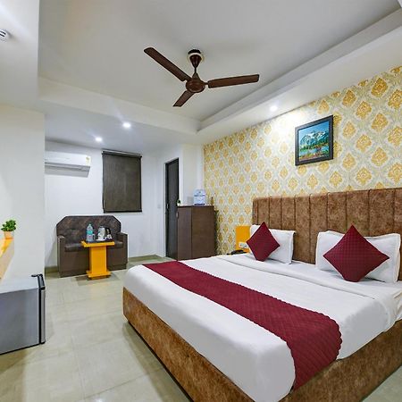 Hotel Kelvish Free Airport Pickup Nuova Delhi Esterno foto