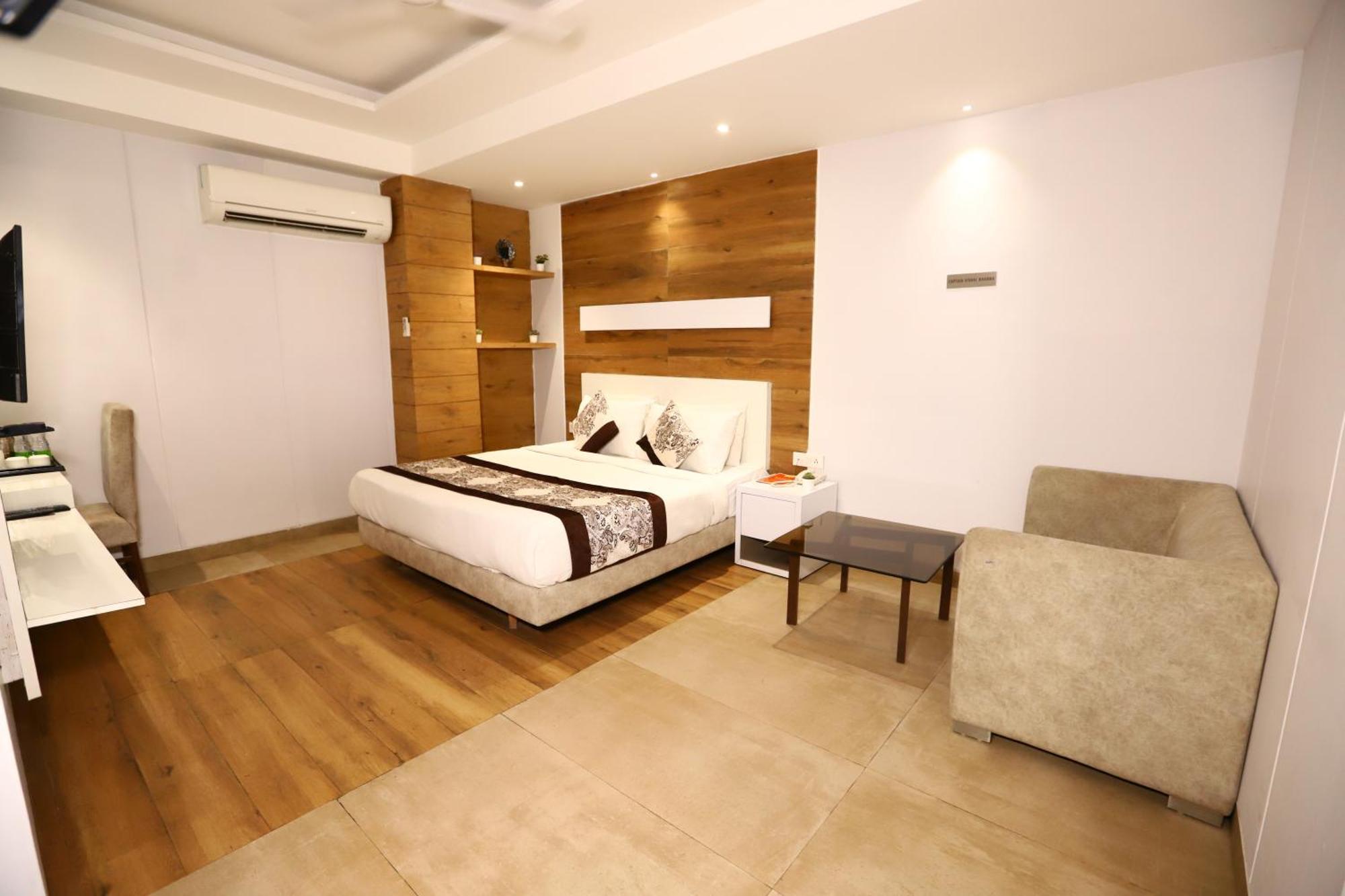 Hotel Kelvish Free Airport Pickup Nuova Delhi Esterno foto