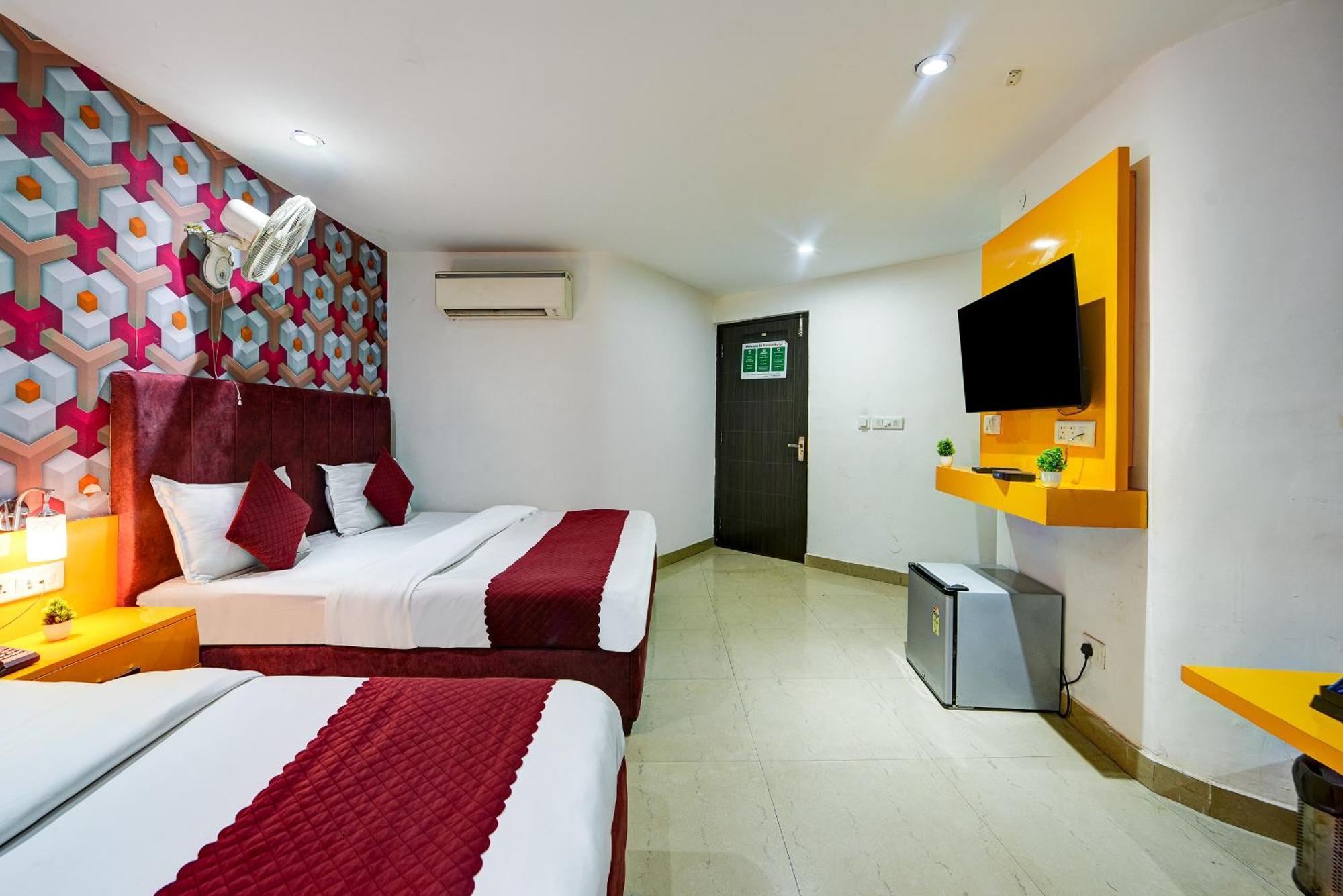 Hotel Kelvish Free Airport Pickup Nuova Delhi Esterno foto